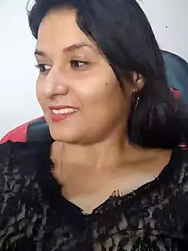 elena jonees online show from December 15, 8:25 pm