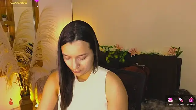 Hannah williams1 online show from January 8, 9:41 pm