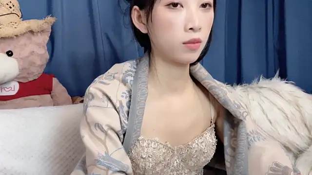 Lili-2 online show from March 2, 4:57 pm