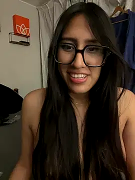 AleFantasy0001 online show from October 29, 5:12 am