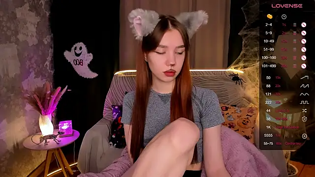 MilliBrown  online show from October 25, 8:44 am