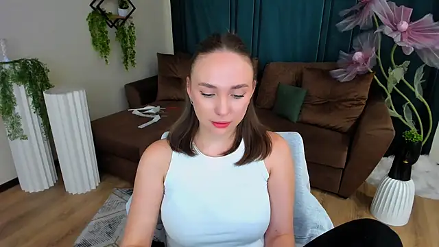 Snapshot of TrueReincarnation chatting on October 20, 7:28 pm TrueReincarnation online show from October 20, 7:28 pm