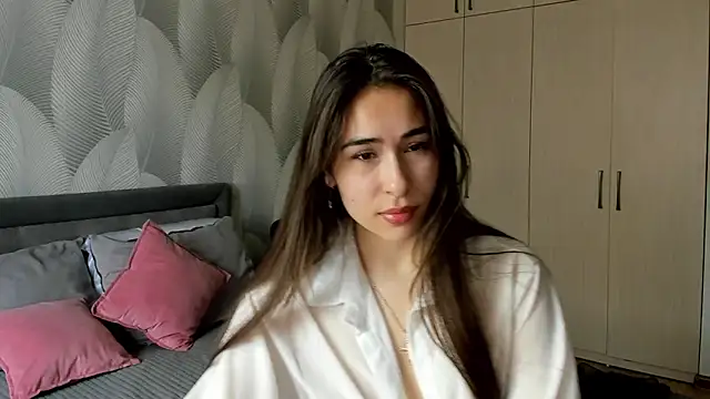 Bambiii bby online show from May 26, 5:51 am