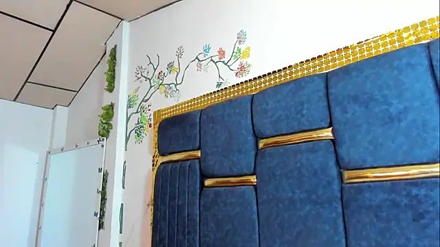 skaysanchez1 online show from November 17, 8:09 pm