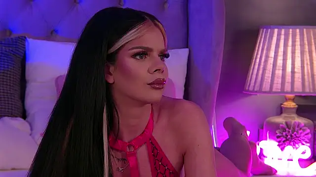 IvyRaven online show from November 3, 6:45 pm