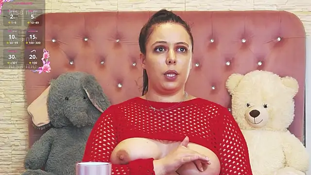 SophiaStarr online show from April 18, 7:58 pm