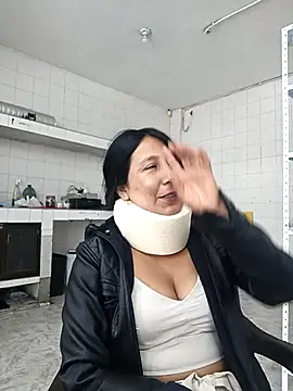 Megan jennerr online show from October 29, 4:31 pm