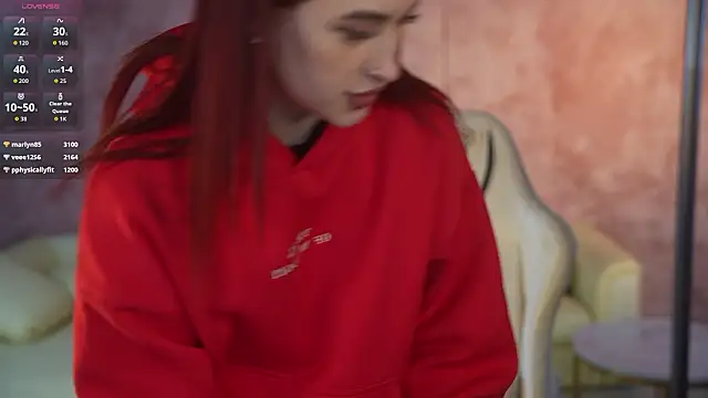 Magnetic Mia  online show from February 3, 6:40 am