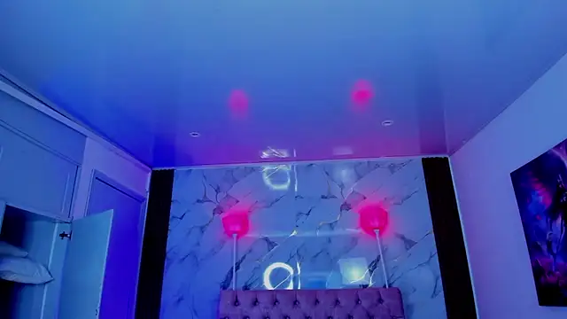 AuroraDiaz online show from February 3, 7:18 pm