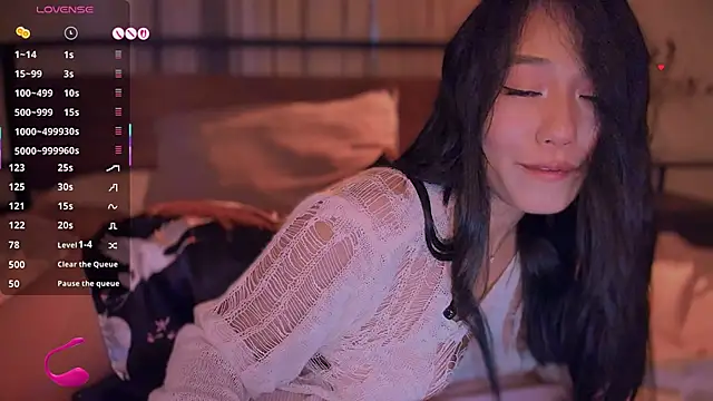 kimmy chi  online show from October 6, 5:51 pm