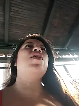 lisseth online show from December 15, 9:31 pm