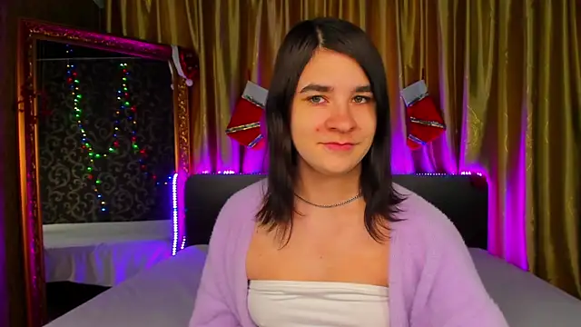  Polly Love  online show from January 6, 7:23 am