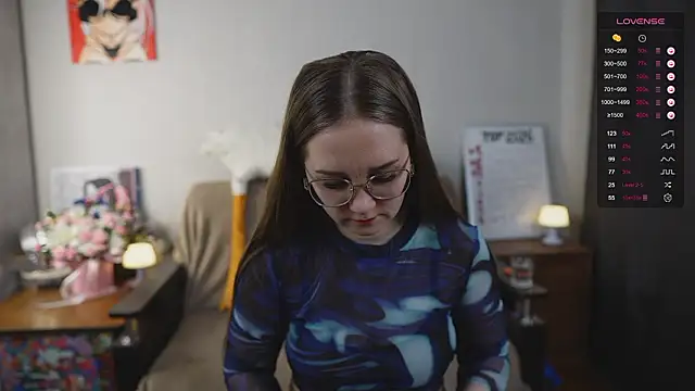 Miatiny online show from February 15, 6:18 pm