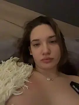 Holly Molii online show from April 8, 4:14 am