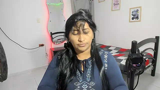 Snapshot of nikol_sexy39 chatting on October 28, 3:34 am nikol sexy39 online show from October 28, 3:34 am