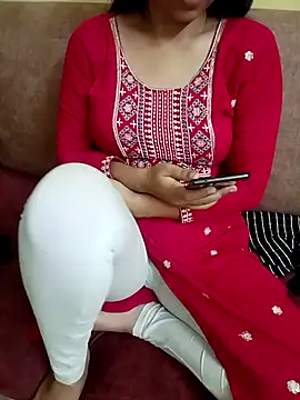 yourtamilcouple online show from April 4, 4:39 pm