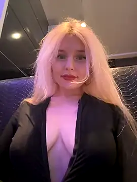 Snapshot of XMelissaX chatting on September 25, 8:06 pm XMelissaX online show from September 25, 8:06 pm