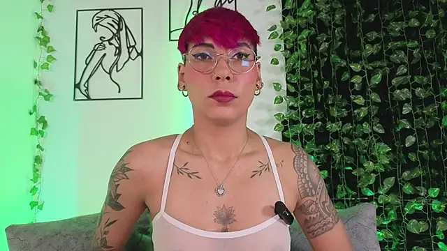 MiaMorgan  online show from January 9, 2:43 pm