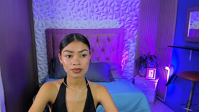 Perla prg online show from October 28, 6:24 pm