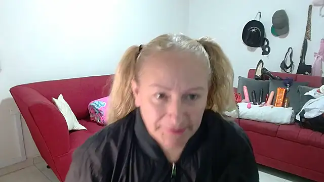 emperabigbootybigass online show from February 19, 12:59 pm