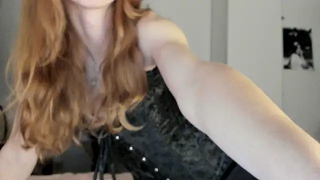 Snapshot of LisaIcon chatting on September 14, 5:11 pm LisaIcon online show from September 14, 5:11 pm