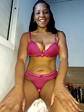 Snapshot of Luhma_hot chatting on October 21, 3:27 pm Luhma hot online show from October 21, 3:27 pm