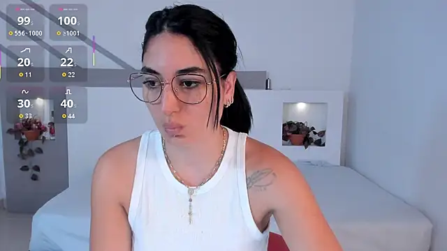 ScarlettWet9 online show from November 19, 11:10 am