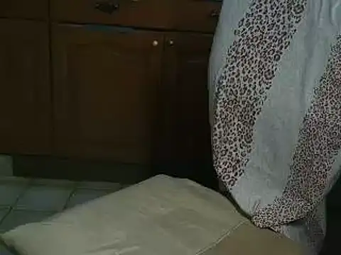 VeneRed online show from March 19, 3:05 pm