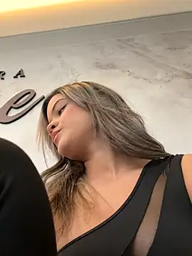 Alisha-Bond online show from October 7, 6:12 pm