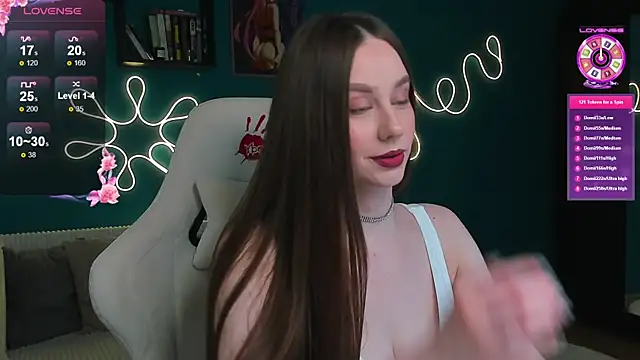 katie taylorr online show from August 3, 11:10 pm