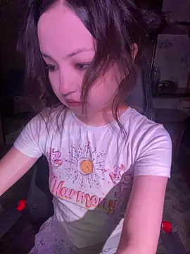 lalallalalaa- online show from February 5, 1:14 pm