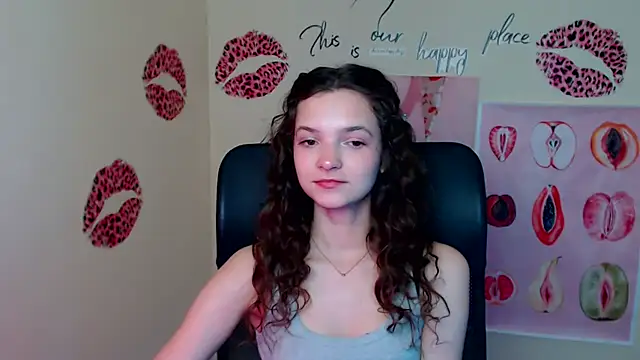  SusieSu  online show from March 31, 12:16 pm