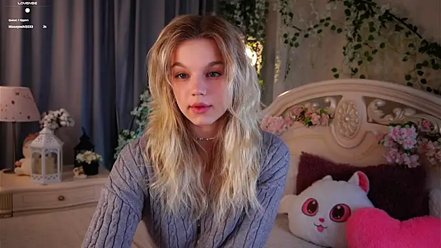 EdlinAlliston online show from November 10, 2:12 pm