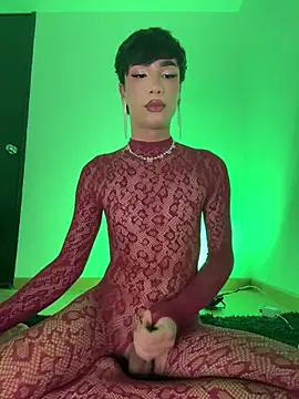 sue   0 online show from June 14, 2:24 am