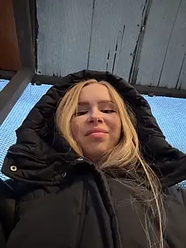 Liza risky online show from November 27, 1:14 pm