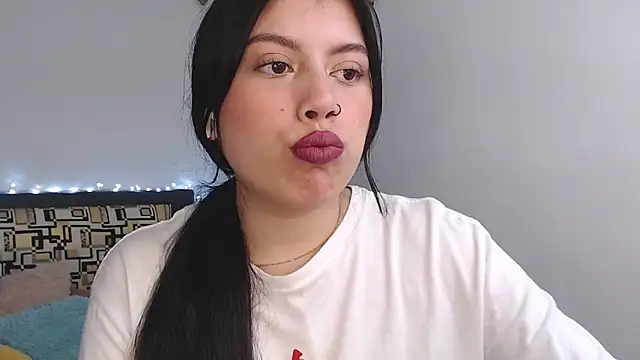 iam emy online show from October 18, 1:19 am