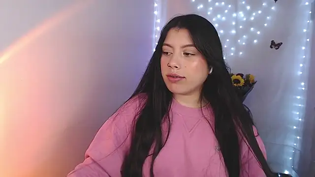 iam emy online show from September 28, 10:09 am