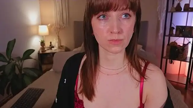 dearmoa online show from February 19, 9:46 pm