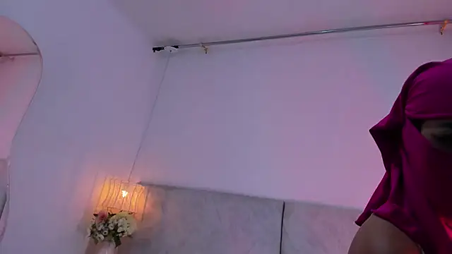 naomiii   online show from December 1, 12:09 pm