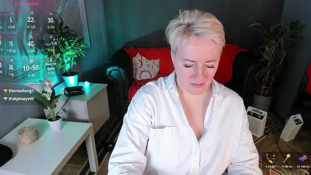 Nika Smit online show from February 7, 9:13 am