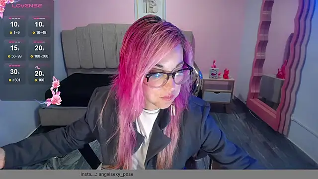 abril ch  online show from October 28, 10:54 am