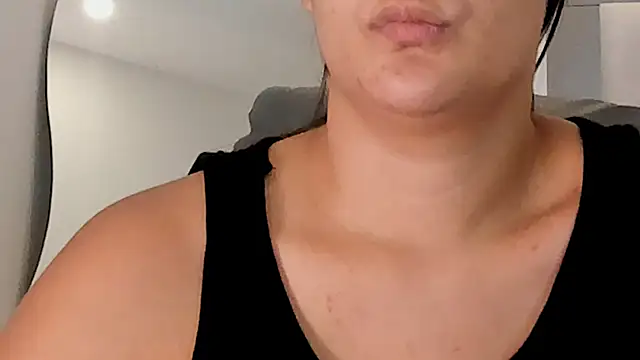 LexyRobert online show from November 4, 11:21 pm