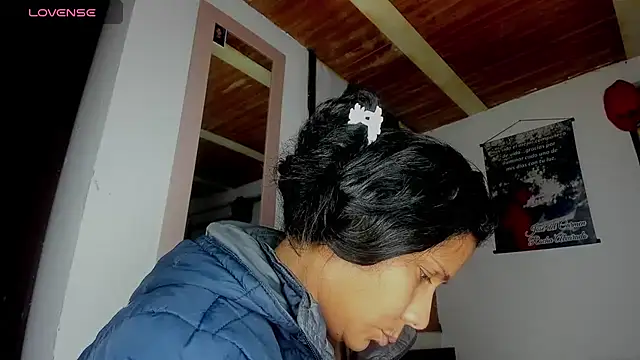 Nenita Hot  online show from October 6, 7:14 am