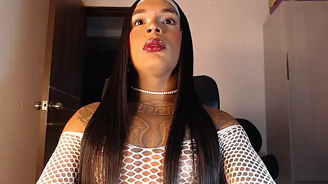 mistressbigcock777 online show from December 3, 5:10 am