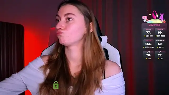 lady curls online show from March 3, 10:49 pm