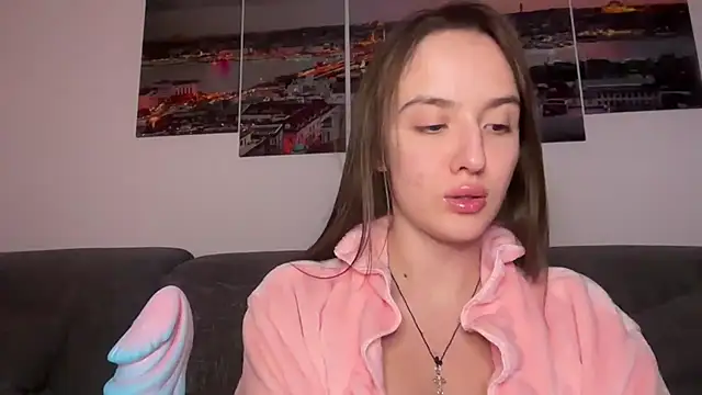 EmilyWi  online show from March 30, 9:14 pm