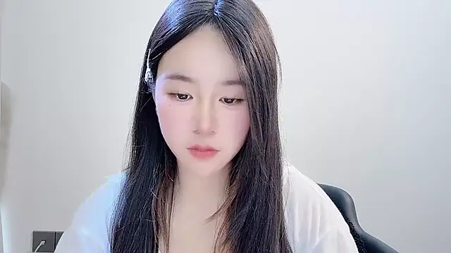 chloe-01 online show from December 3, 3:42 am