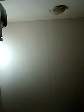 Virgin Pussy Love online show from February 28, 9:25 pm