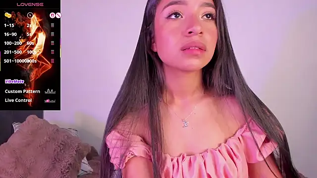 lillielover16 online show from April 1, 2:12 am