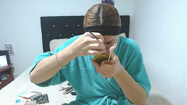 giuliana andrade online show from October 25, 1:13 am